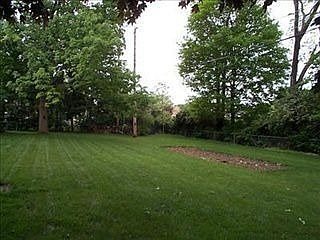 3rd image of 8 Shadybrook Dr