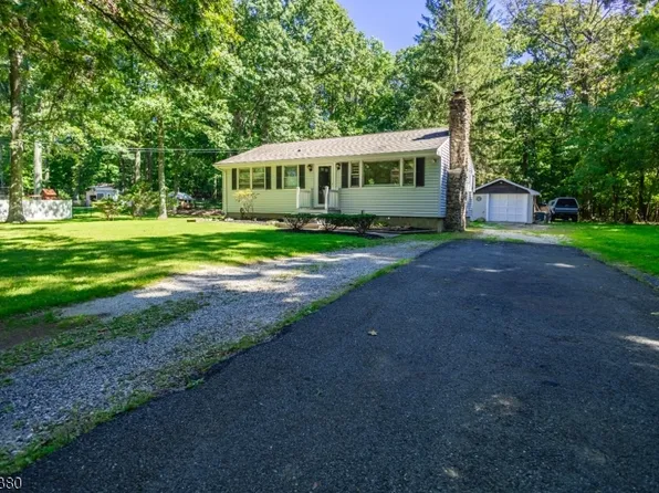 14 Hampton Heights Rd, Hampton Twp., NJ 07848