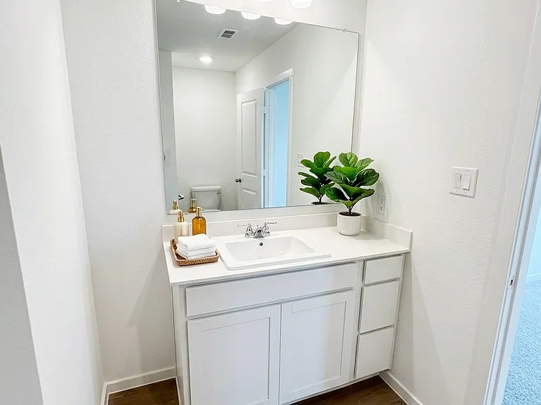 1631 Sparrow Hawk Rd — Photo 8