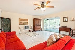 1st image of 555 Chert Ct