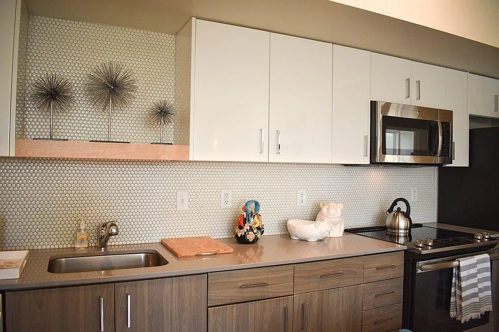 Sunnyside — Photo 2