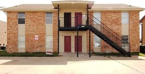 4th image of 1806 Windward Dr APT A