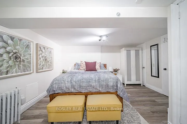 15 Manor Rd E #BASEMENT — Photo 9
