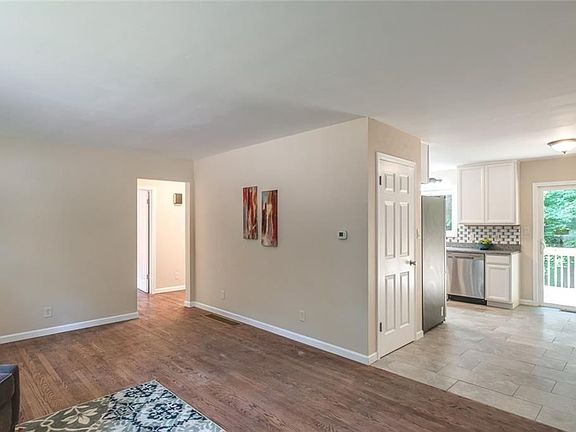 3rd image of 2655 Bahns Dr