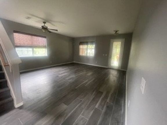 3rd image of 2876 E Slater Dr