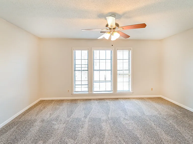 2224 Webbing Dr — Photo 15