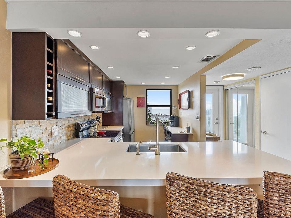 1st image of 1401 N Riverside Drive #1102