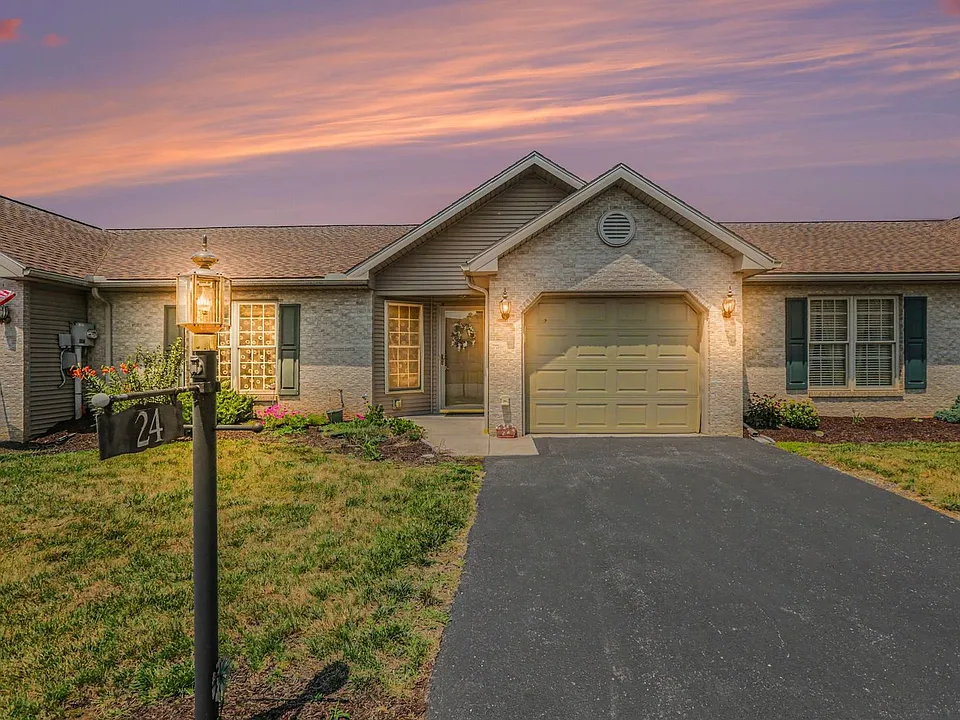 24 Mel Ron Ct