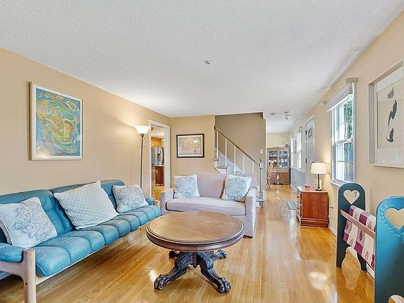 5th image of 42 Roger Belanger Dr