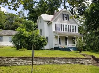 15 Clinton St, Newton, NJ 07860