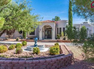 4352 Superstition Dr, Las Cruces, NM 88011