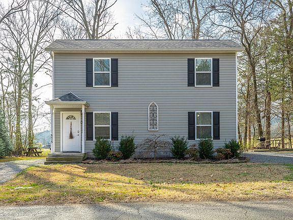 4th image of 575 Irondale Rd