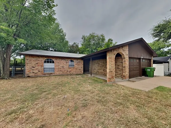 6028 Harrison Way, Watauga, TX 76148