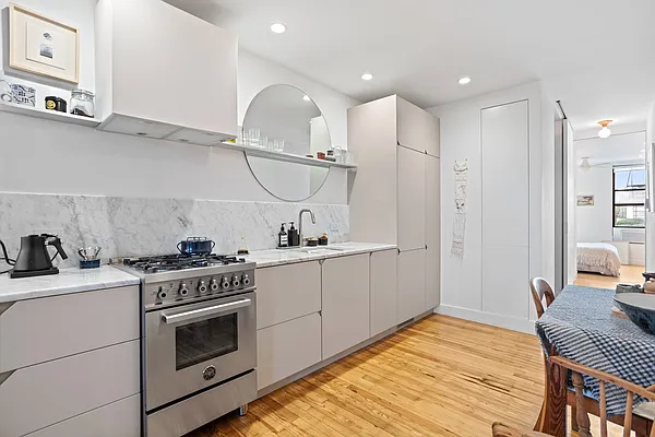 Rented by Keller Williams NYC | media 4