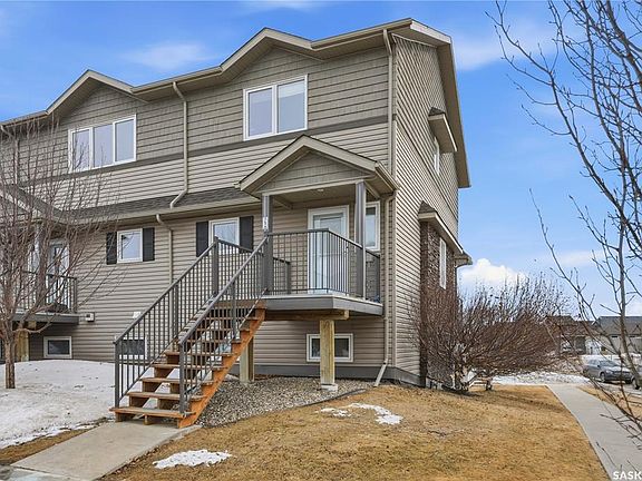 2nd image of UNIT 716-1303 Richardson ROAD