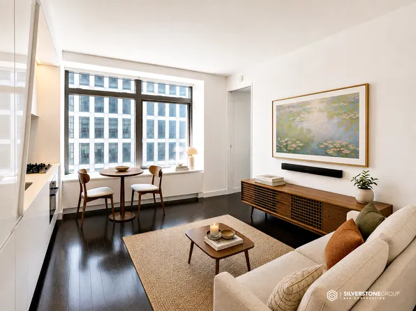 123 Washington Street image 1 of 13