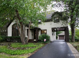 808 W Grove Ave, Waukegan, IL 60085