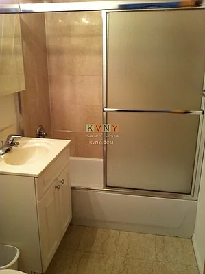 Rented by KVNY Soho | media 69