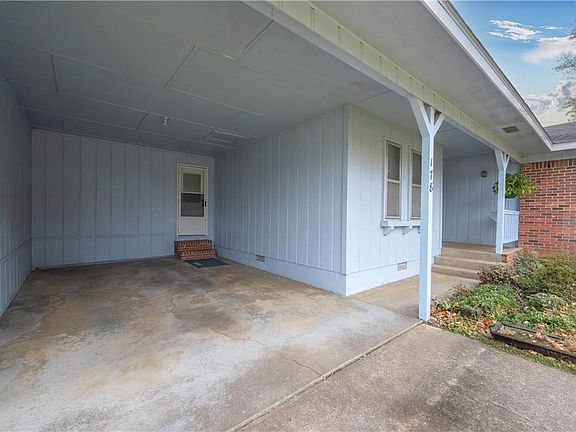 2nd image of 178 N Davis St