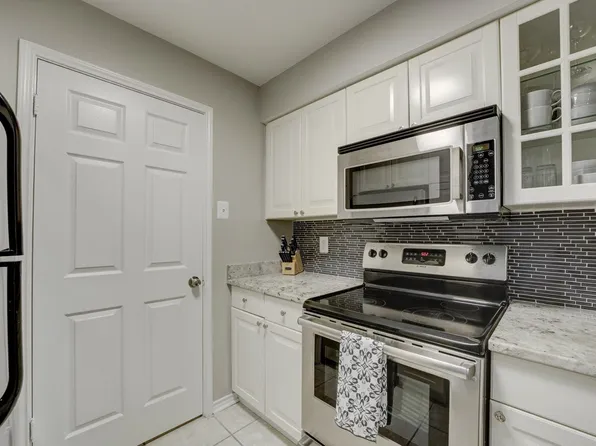 1501 Lincoln Way APT 101, Mc Lean, VA 22102