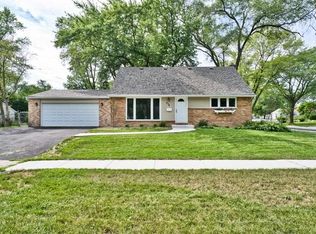 378 Glendale Rd, Buffalo Grove, IL 60089