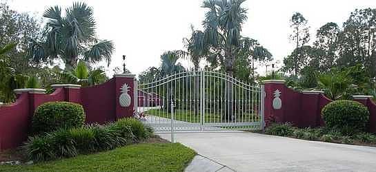 FRONT GATE