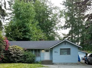 16711 76th Ave NE, Kenmore, WA 98028