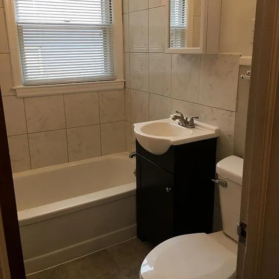711 N College Ave #21 — Photo 5