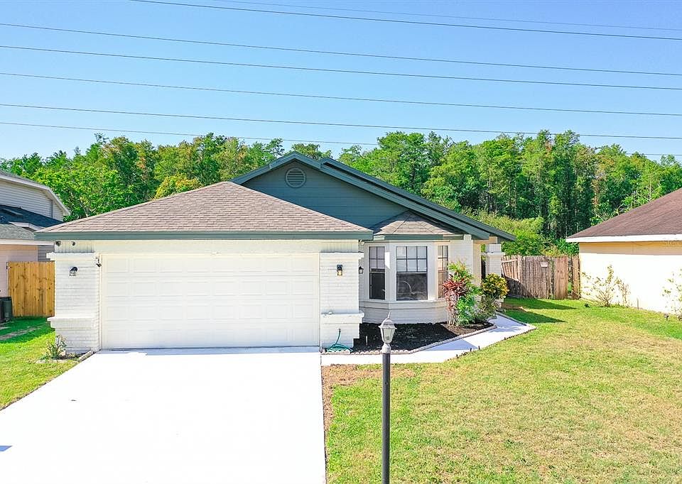 1st image of 253 CHICAGO WOODS CIRCLE
