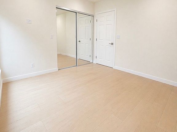 3rd image of 13794 Marchant Ave