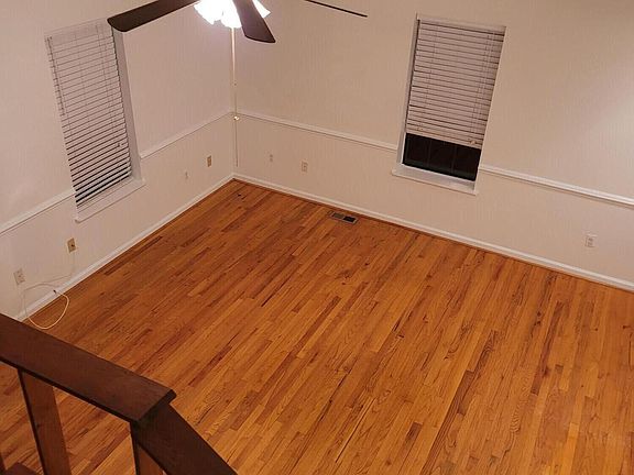 4th image of 331 Glenwood Dr