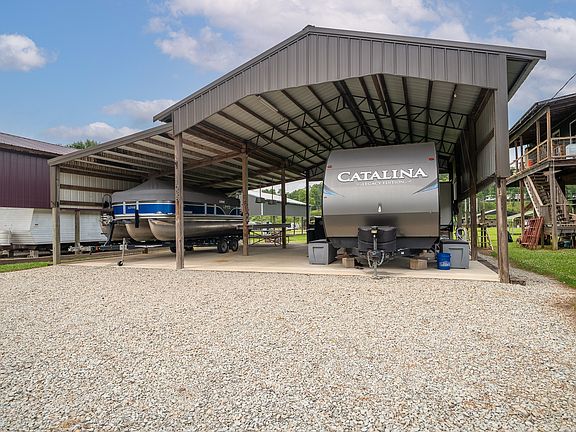 5th image of 1038 Wc Pickett Rd