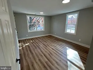 Building Photo - 3414 Minnesota #4