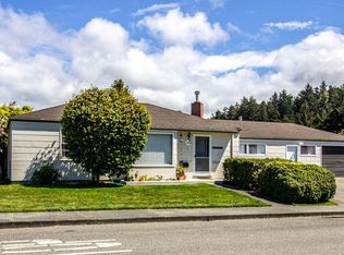 3205 R St, Eureka, CA 95503