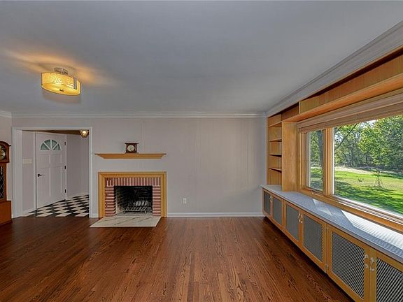5th image of 1156 Sellman Dr