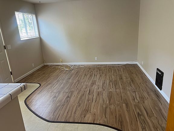 2nd image of 464 Bryan Ave APT D