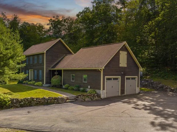 205 Egypt Road, Raymond, ME 04071