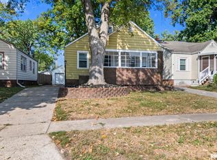 2353 S 8th St, Springfield, IL 62703