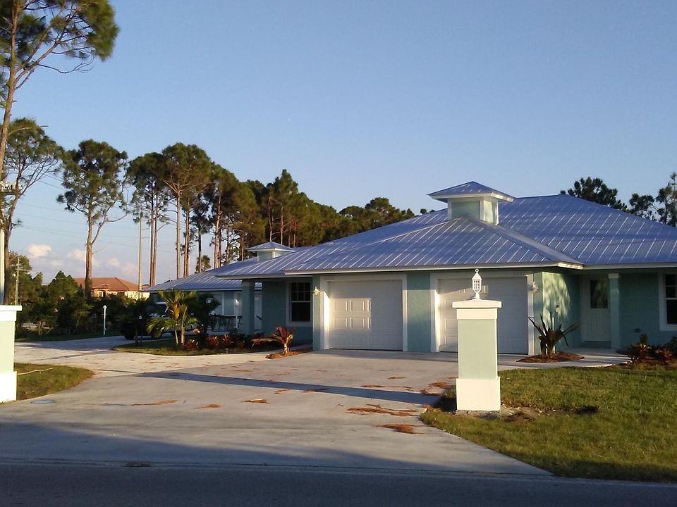 6657 SE Morningside Dr., Stuart, FL 34997 2/2 Duplex 55+Community