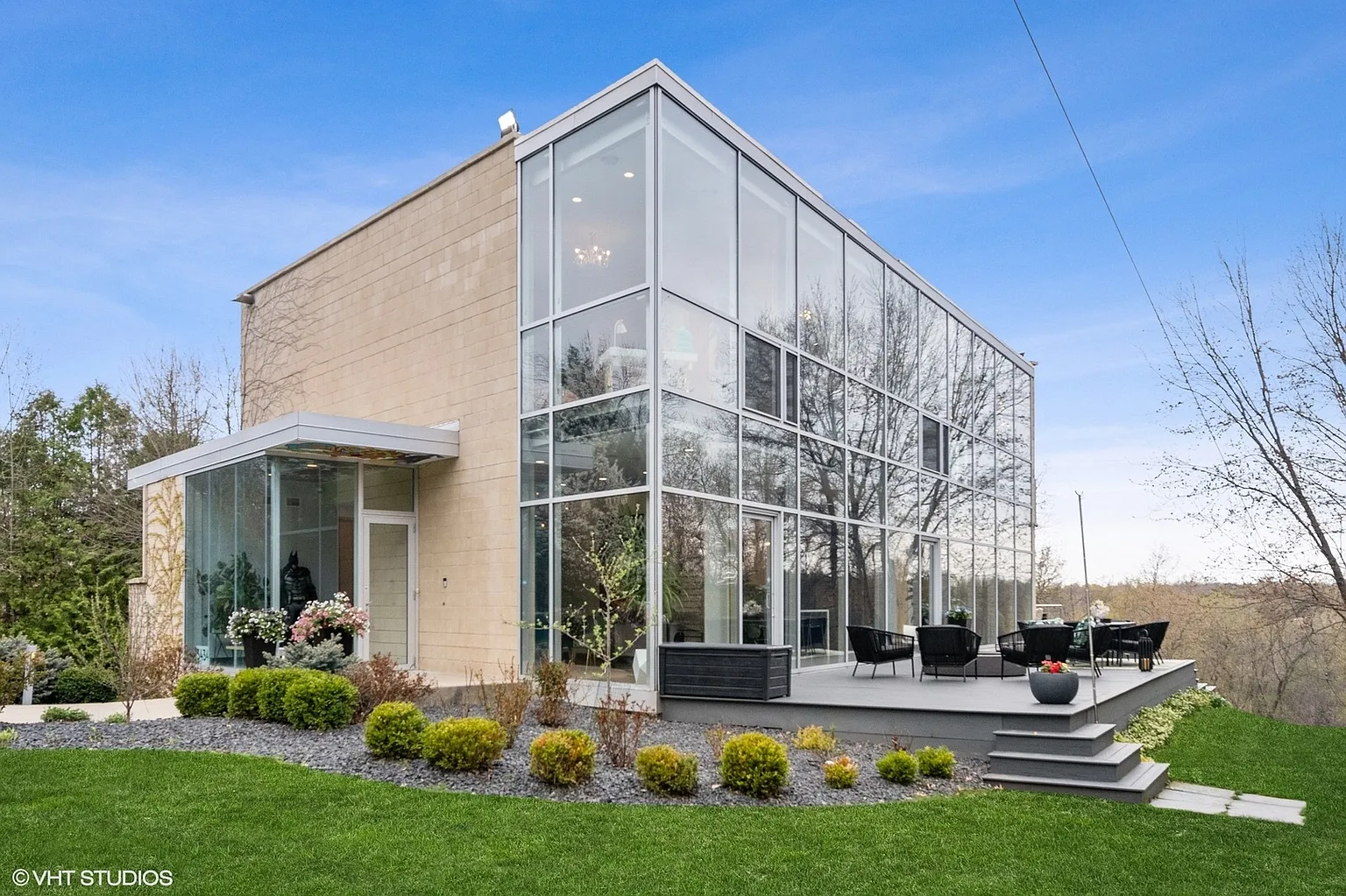 3434 Monitor Ln photo 1