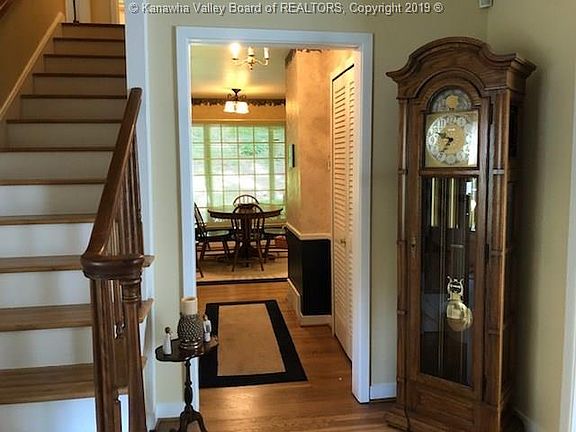 2nd image of 1241 S Park Dr