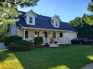 64 Grey Meadow Dr, Burlington, VT 05408