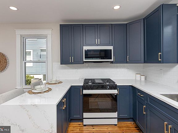 3rd image of 2912 Bauernwood Ave