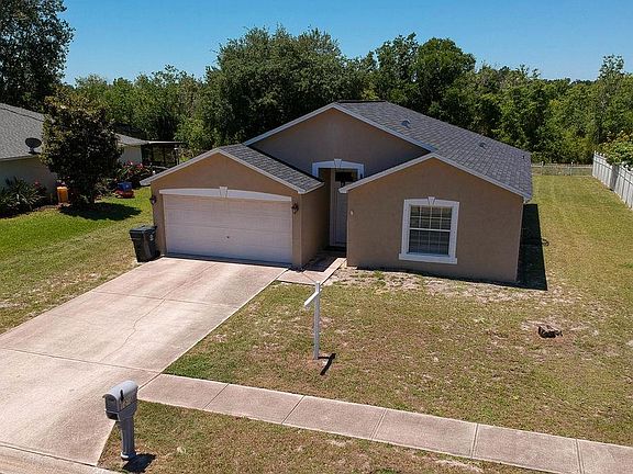 3rd image of 1010 Lundy Dr