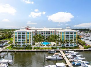 806 E Windward Way APT 420, Lantana, FL 33462