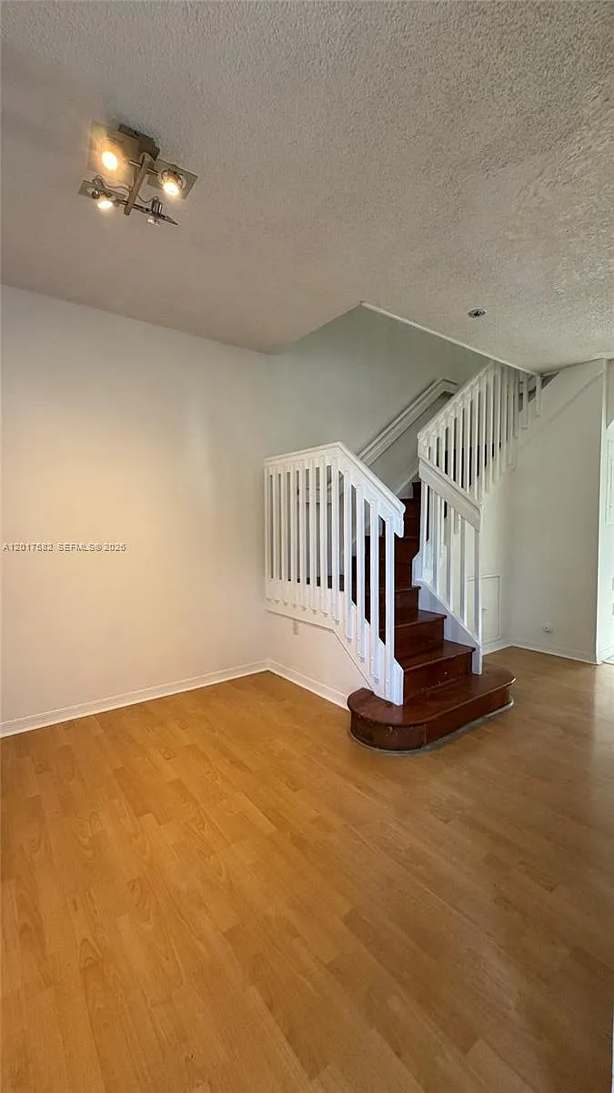 Building Photo - 8735 SW 152nd Ave #292