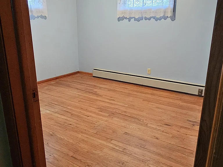 29401 Ida St — Photo 8