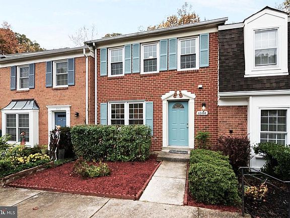 Bright 3-level Townhouse