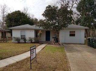 915 Field St, San Marcos, TX 78666