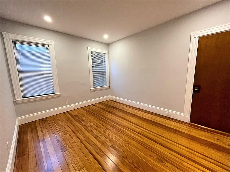 122 Beech St #2 — Photo 3